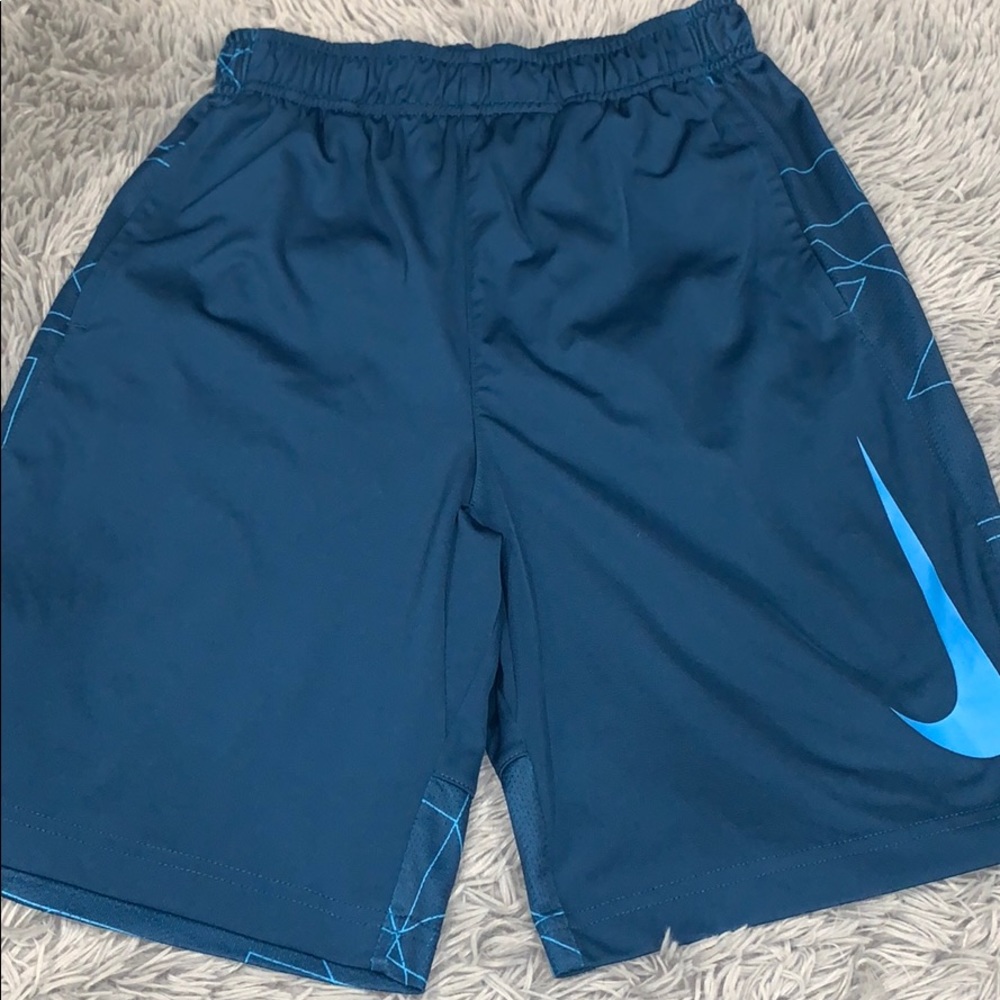🌻Nike Dri-Fit Basketball Shorts